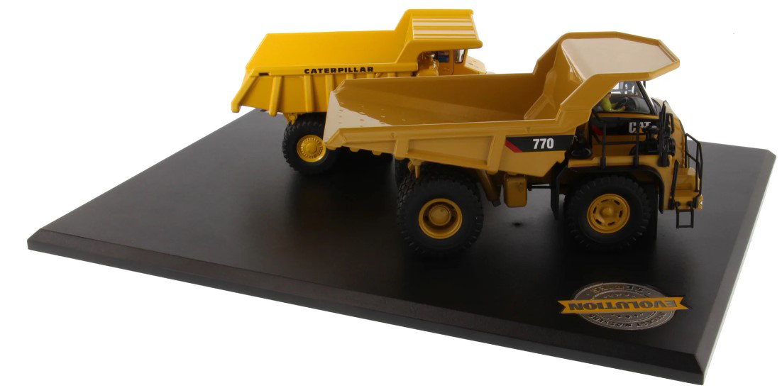 Ring Power CAT Retail Store. 1:50 Cat® 769 & 770 Off Highway Truck